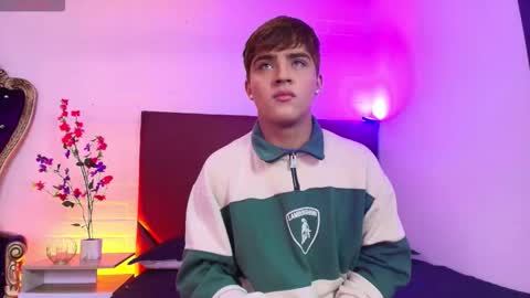 Lucas lovee online show from March 2026 01:16:02 PM