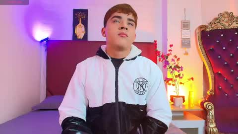 Lucas lovee online show from April 2026 01:04:01 PM