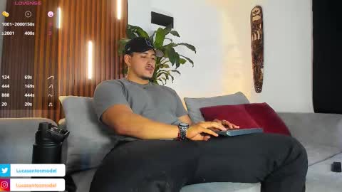 LUCA SANTOS online show from March 2026 01:34:02 AM