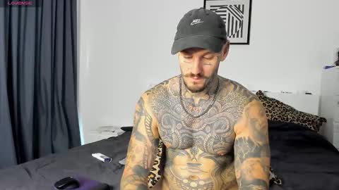 Snapshot of lucasexclusive chatting on November 2025 05:18:02 AM lucasexclusive online show from November 2025 05:18:02 AM