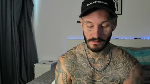 lucasexclusive online show from April 2026 06:42:02 AM