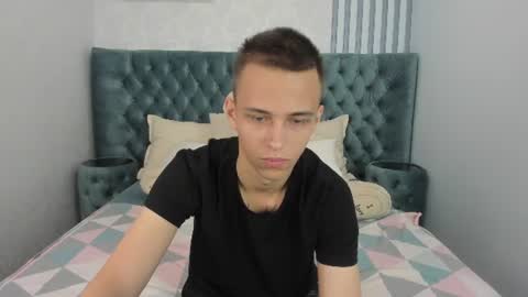 lucaskaur online show from July 2026 12:09:01 PM