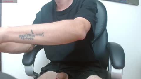 Snapshot of lucasssmith11 chatting on February 2026 07:29:01 PM LucassSmith11 online show from February 2026 07:29:01 PM