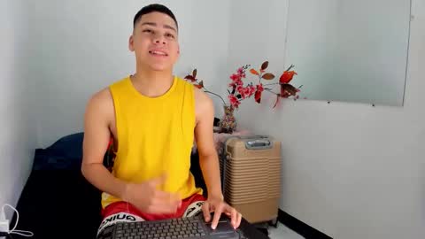 Snapshot of lucastorrez01 chatting on January 2026 12:35:01 AM LUCAS TORREZ online show from January 2026 12:35:01 AM