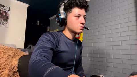 Felipe online show from February 2025 04:49:01 AM