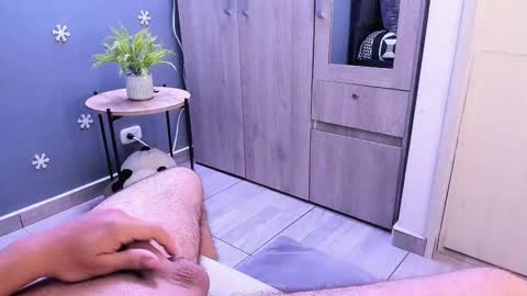 Snapshot of luci_fer15 chatting on February 2025 03:31:02 PM Luci y Fer online show from February 2025 03:31:02 PM