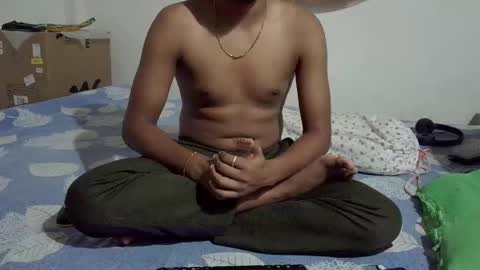 luci_ri online show from October 2025 01:27:02 AM