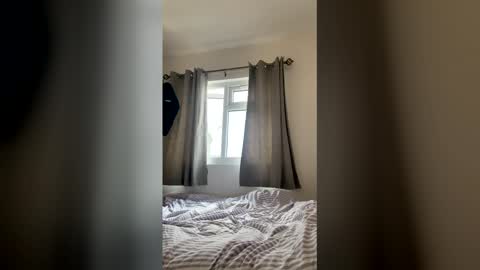 Lucia online show from April 2026 11:26:02 AM