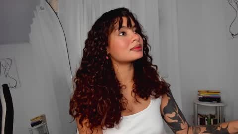 Lucia online show from January 2025 11:59:02 PM