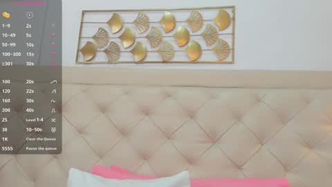 lucia_lorenz online show from February 2026 11:25:02 AM