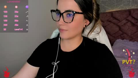 Snapshot of lucia_star_ chatting on December 2024 07:16:01 PM lucia star online show from December 2024 07:16:01 PM