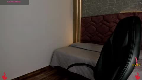 Snapshot of lucia_star_ chatting on January 2025 09:34:01 PM lucia star online show from January 2025 09:34:01 PM