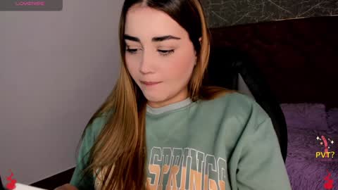 Snapshot of lucia_star_ chatting on January 2025 07:23:01 PM lucia star online show from January 2025 07:23:01 PM