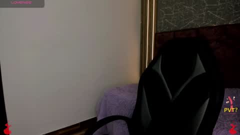 Snapshot of lucia_star_ chatting on January 2025 10:24:01 PM lucia star online show from January 2025 10:24:01 PM