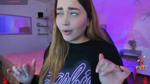 Snapshot of lucia_star_ chatting on February 2025 02:39:02 AM lucia star online show from February 2025 02:39:02 AM