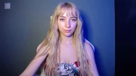 Lucy online show from April 2026 08:40:02 PM
