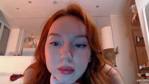 Lucia online show from January 2025 08:43:01 PM