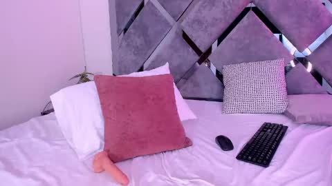 Lucia Gray online show from May 2026 11:34:01 PM