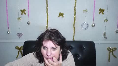 LuciaMi online show from December 2024 09:08:01 PM