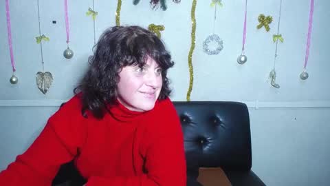 LuciaMi online show from December 2024 06:53:01 PM