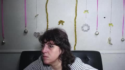 LuciaMi online show from January 2025 05:54:02 PM