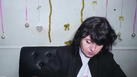 LuciaMi online show from January 2025 06:10:01 PM