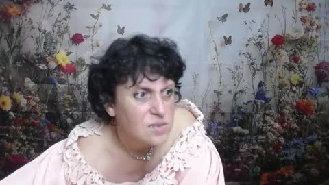 LuciaMi online show from September 2025 05:24:02 PM