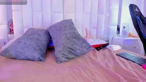 Lisseth  online show from February 2025 01:41:01 AM