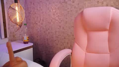 Snapshot of luciana_agudelo chatting on January 2026 07:50:02 PM luciana_agudelo online show from January 2026 07:50:02 PM