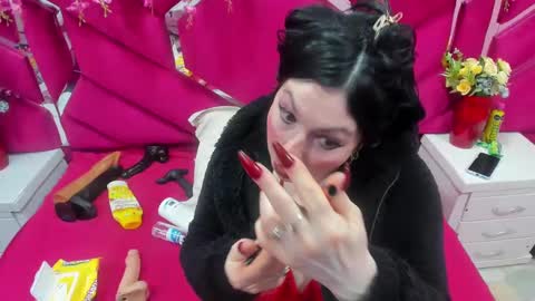 Luci online show from December 2024 08:47:01 PM