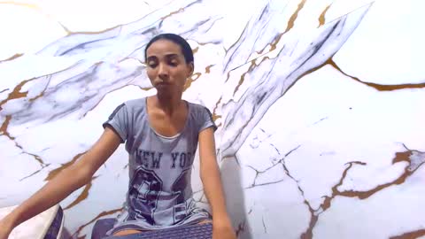 Luciana online show from June 2026 10:10:02 PM