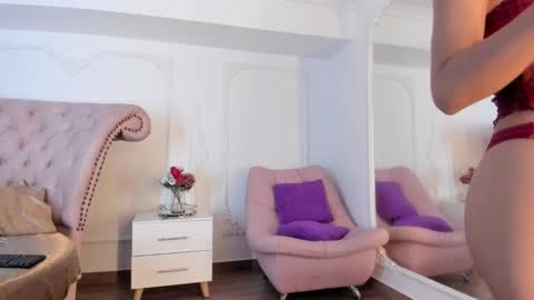 Luciana online show from September 2025 08:25:01 PM