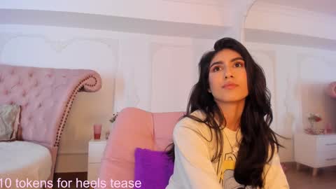 Luciana online show from October 2025 08:15:01 PM