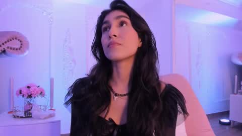 Snapshot of luciana_roa chatting on February 2026 09:20:02 PM Luciana online show from February 2026 09:20:02 PM