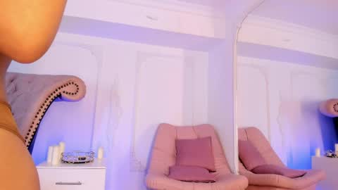 Luciana online show from June 2026 02:32:02 PM