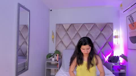 Snapshot of lucianasmith_ chatting on March 2025 02:12:01 PM Luci online show from March 2025 02:12:01 PM