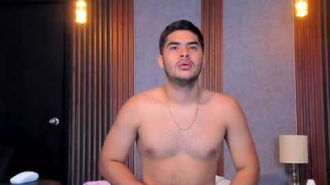 Luciano online show from May 2026 01:09:02 PM
