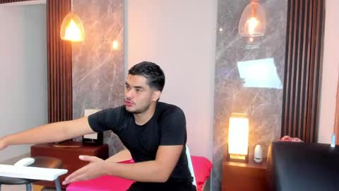 Luciano online show from June 2026 12:00:02 PM