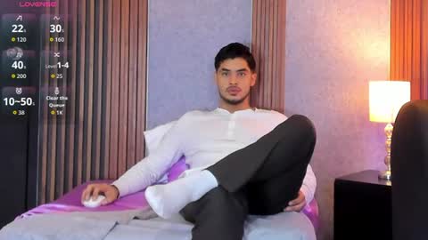 Luciano online show from July 2026 12:22:02 PM