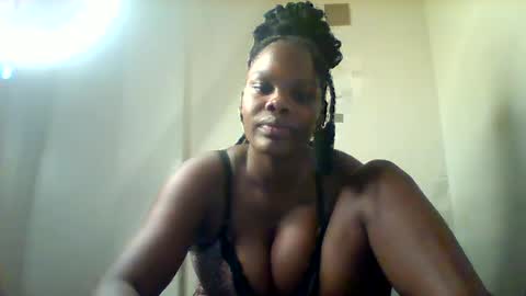 Snapshot of luciaresa chatting on July 2026 03:42:02 AM luciaresa online show from July 2026 03:42:02 AM