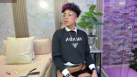  lucia wallace  online show from July 2026 10:31:02 PM