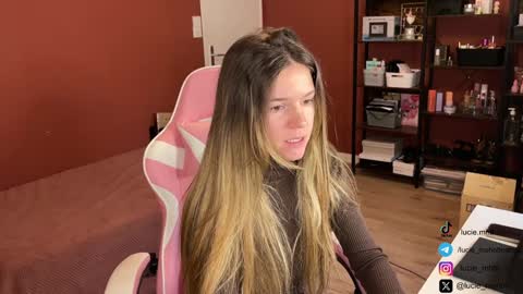 Lucie hot follow me on  online show from January 2025 08:43:01 AM