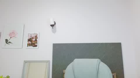 Lucie   online show from December 2024 08:07:02 PM