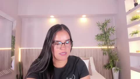 lucie online show from April 2026 05:06:01 PM