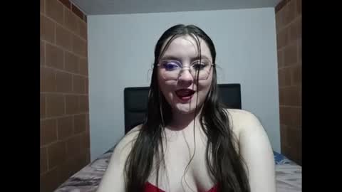 Snapshot of lucifer_y_eva chatting on October 2025 10:41:02 PM Lucifer y Eva online show from October 2025 10:41:02 PM