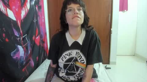 Snapshot of luciferrx666 chatting on December 2025 05:30:01 PM camila online show from December 2025 05:30:01 PM