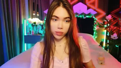 MimiFors online show from September 2025 03:46:02 PM