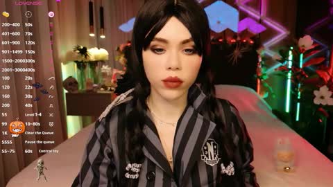 MimiFors online show from October 2025 03:35:02 PM