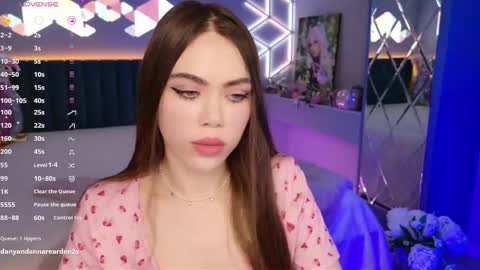 MimiFors online show from May 2026 06:59:01 PM