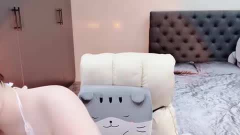 Snapshot of lucii04 chatting on December 2025 11:17:01 AM lucii04 online show from December 2025 11:17:01 AM